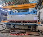 گیوتین سه متری روس کلاجدار -
25 میل برش -
در حد آکبند -
سفارش آلمان 
(اطلاعات ثبت شده از سایت جهان ماشین میباشد(www.jahanmashin.com ))
